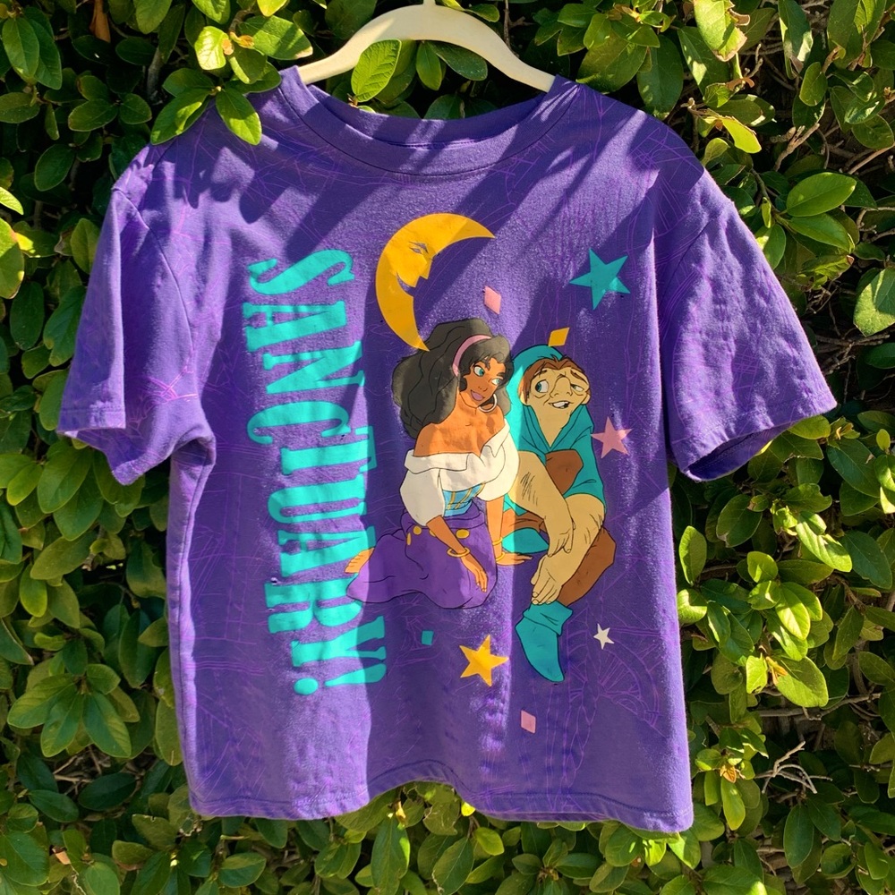 Hunchback Graphic Tee🛎💒